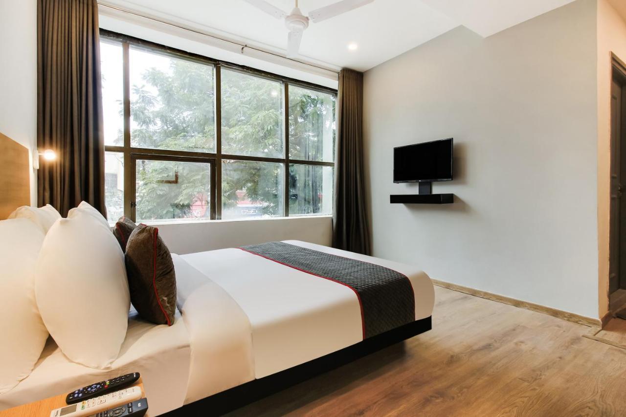 Oyo Townhouse 600 Gangothri Hotel Secundurabad Eksteriør billede
