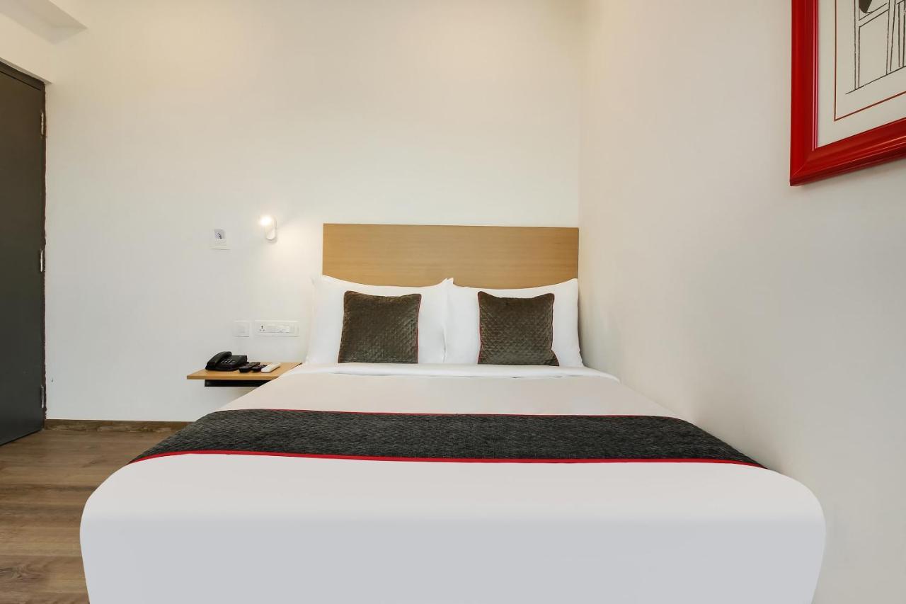 Oyo Townhouse 600 Gangothri Hotel Secundurabad Eksteriør billede