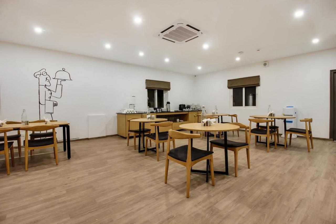 Oyo Townhouse 600 Gangothri Hotel Secundurabad Eksteriør billede