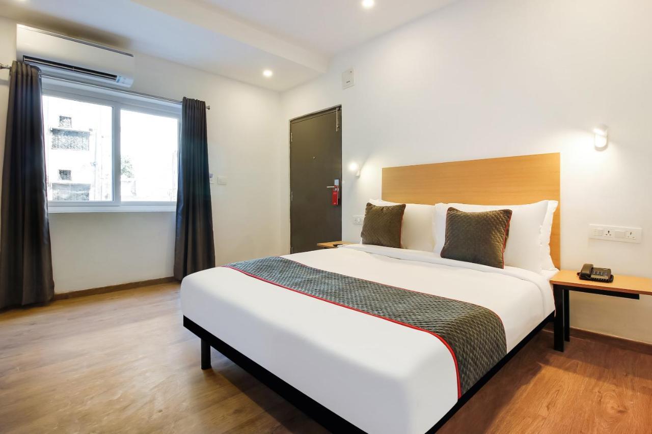 Oyo Townhouse 600 Gangothri Hotel Secundurabad Eksteriør billede