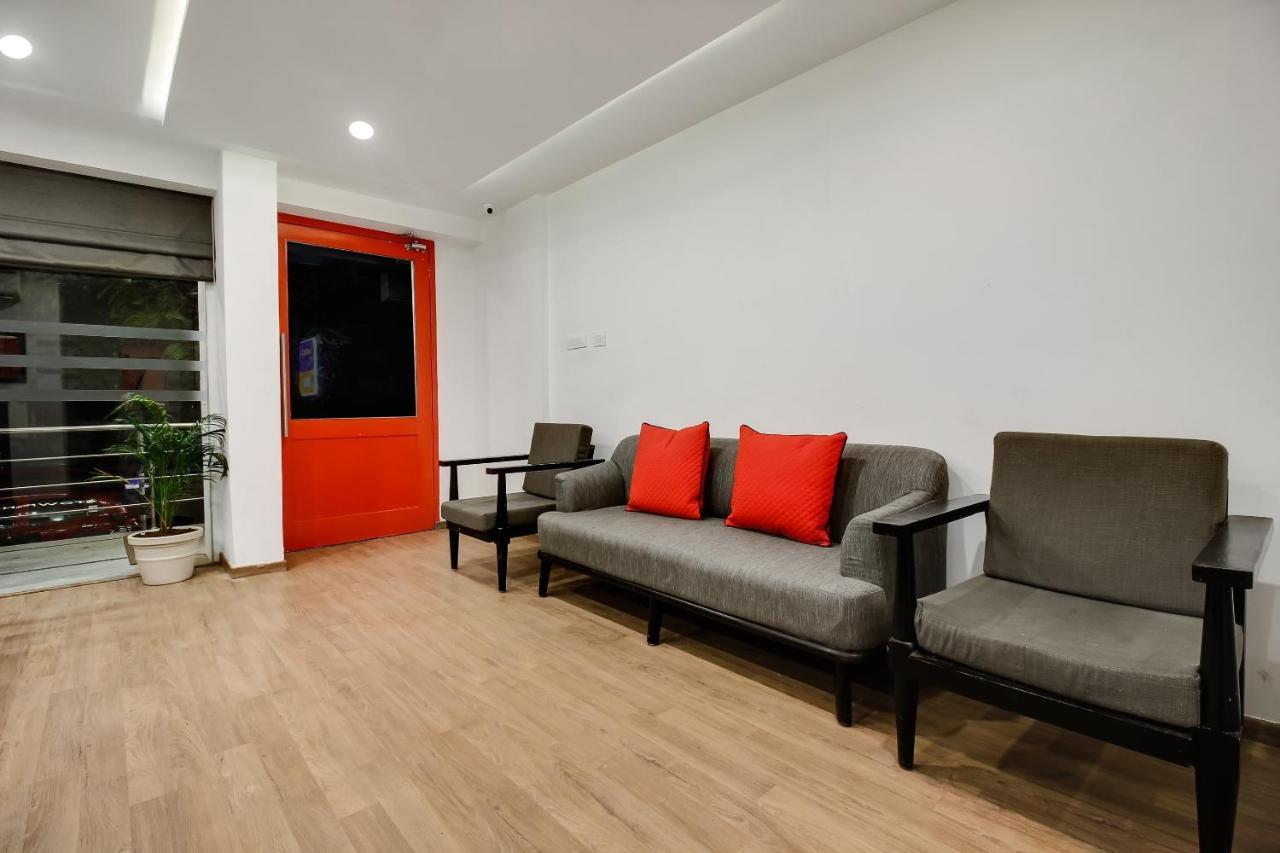 Oyo Townhouse 600 Gangothri Hotel Secundurabad Eksteriør billede